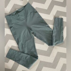 Mondetta - Performance Luxury Green Leggings